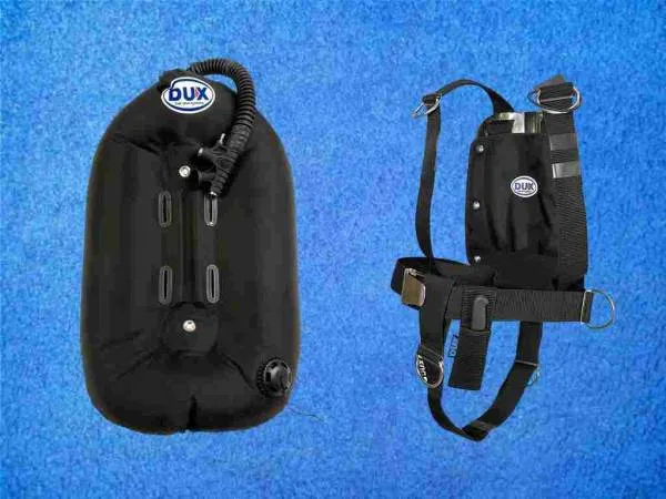 DUX Wing Bundle Everes 17L mit DIR-Harness